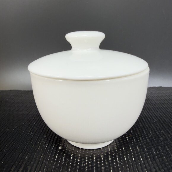 Tatung Taiwan China Ivory Ceramic Cups Sake Dipping Cups Set 2 W Lids Vintage - Picture 4 of 10